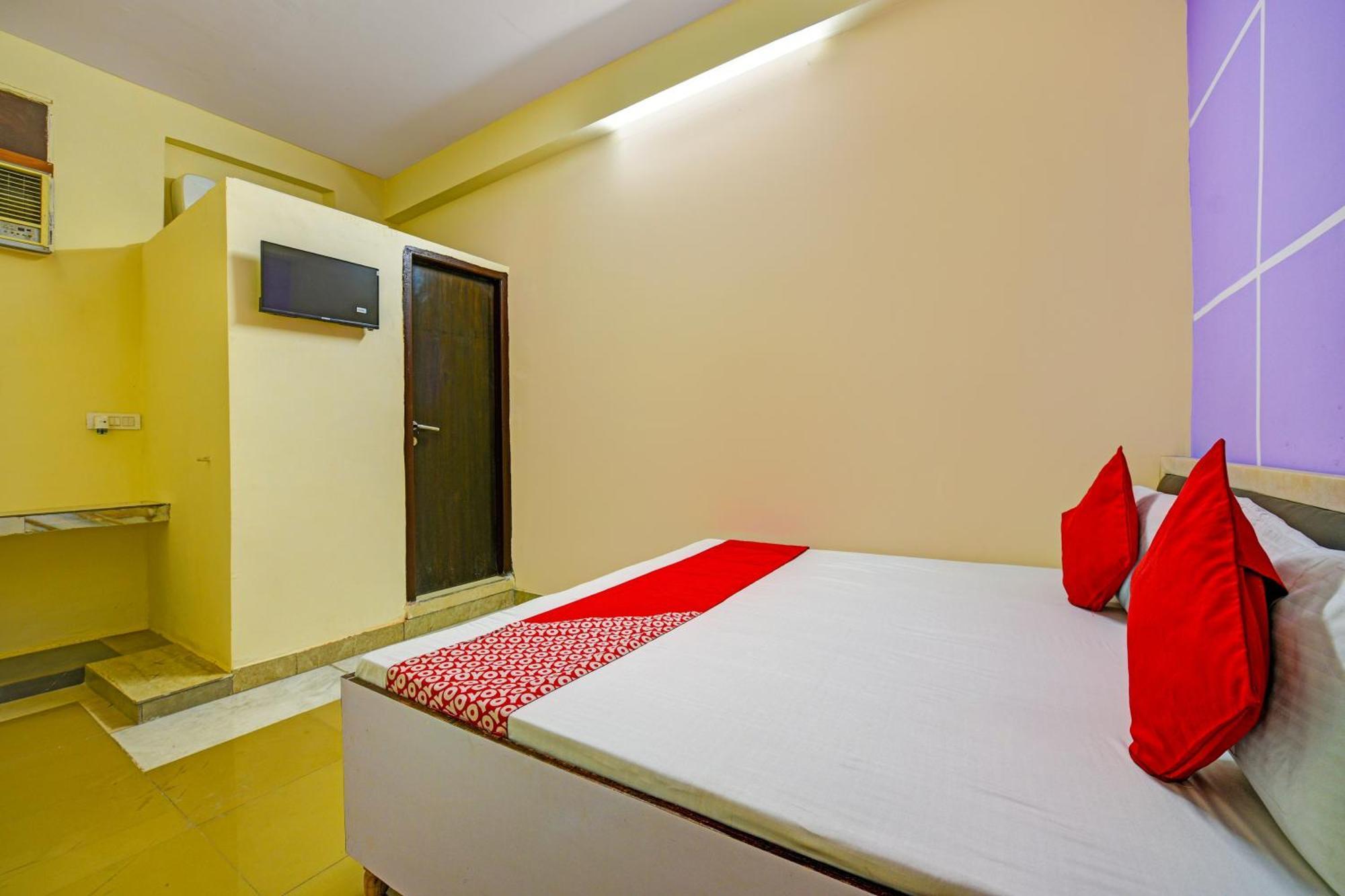 Hotel O Aj Star Hotel ファリーダーバード エクステリア 写真
